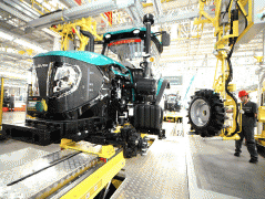 <b>窄矮的外形使其正在果园等狭小空间内展示出无</b>